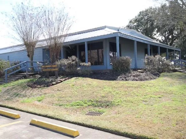 1508 Quarter Horse Trl, Angleton, TX 77515