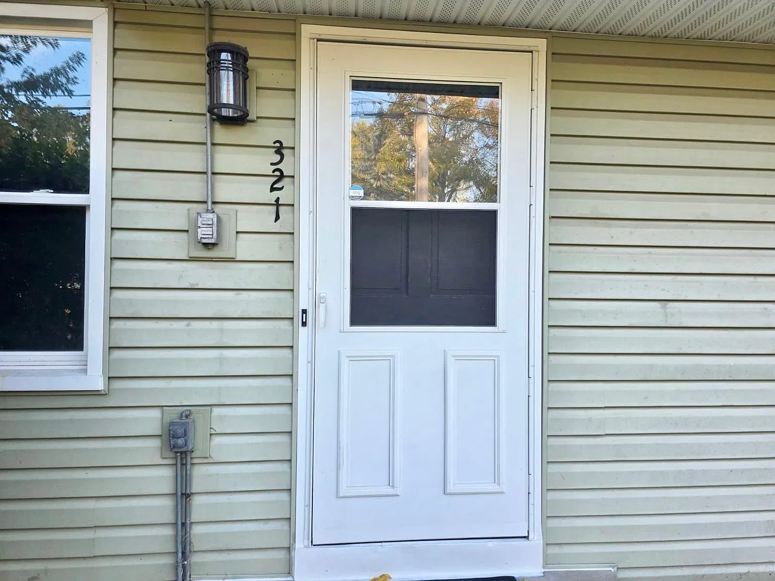 2 bed, 1000 sqft, $1,400 — Photo 2