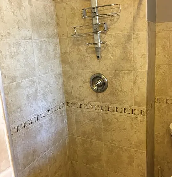 423 Delaware Ave #1 — Photo 17