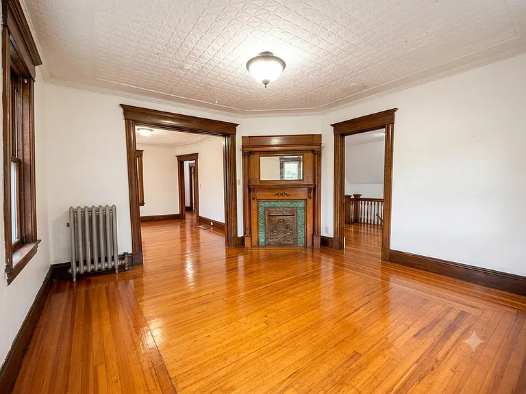 14 Springfield St #3 — Photo 2