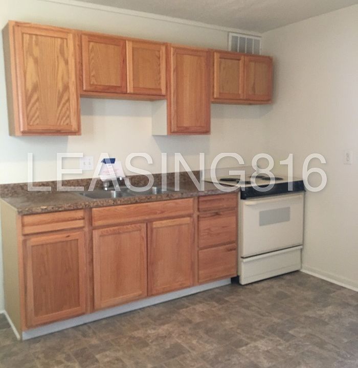 2nd image of 1505 N 55th Dr