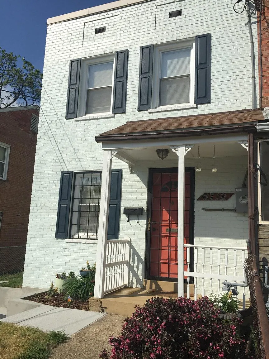 4712 Bass Pl SE photo 1