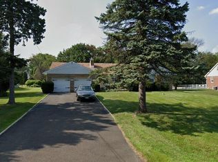 832 Central Ave, Southampton, PA 18966
