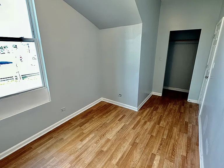 5518 S Wells St #1 — Photo 15