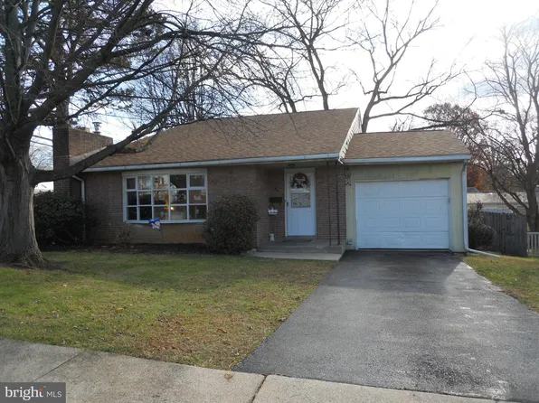 164 Oberlin Ave, Sinking Spring, PA 19608