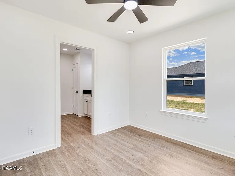 142 Racca Rd — Photo 16