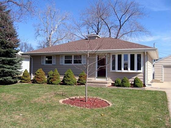 1st image of 5606 N Merrimac Ave