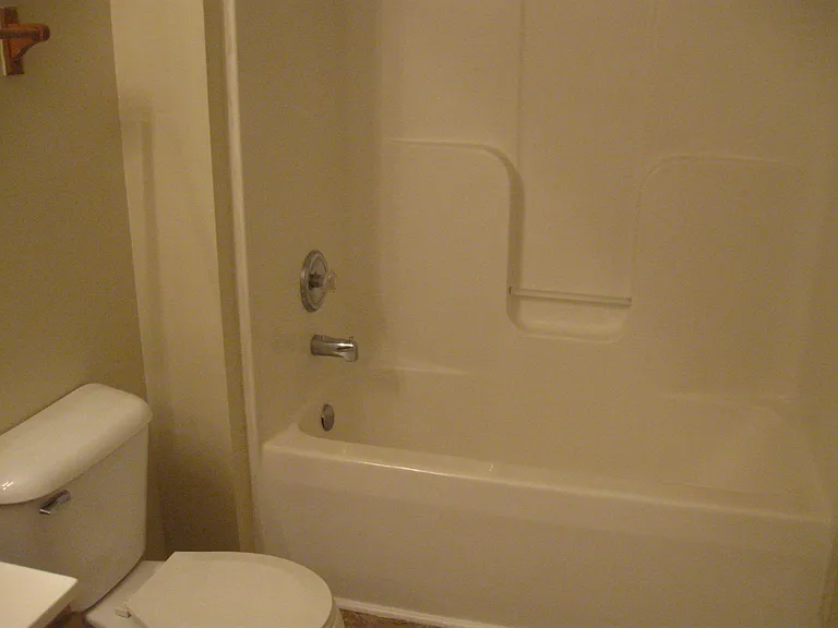 310 Wine St — Photo 17