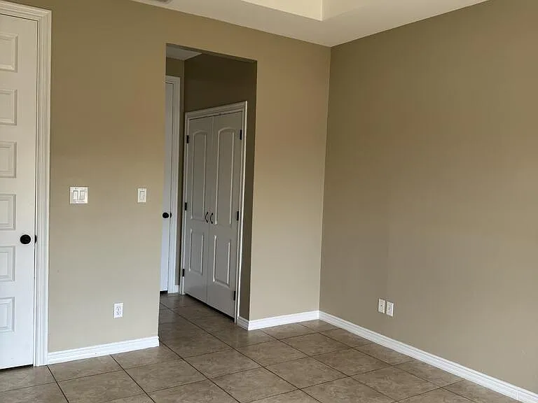6713 Garden Woods Ave #B — Photo 8