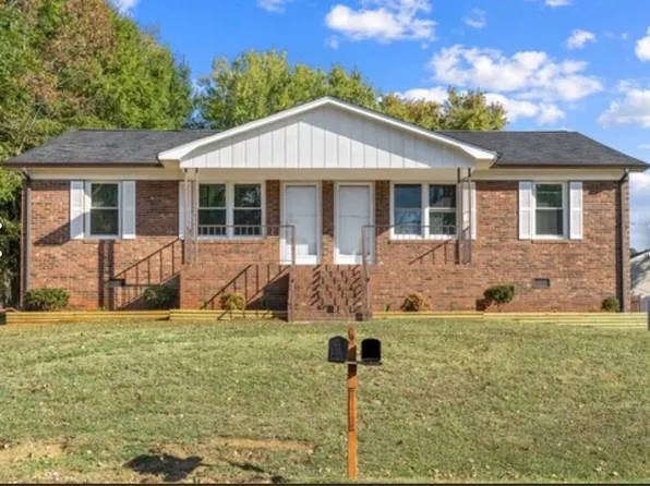 1008 Trinity St, Thomasville, NC