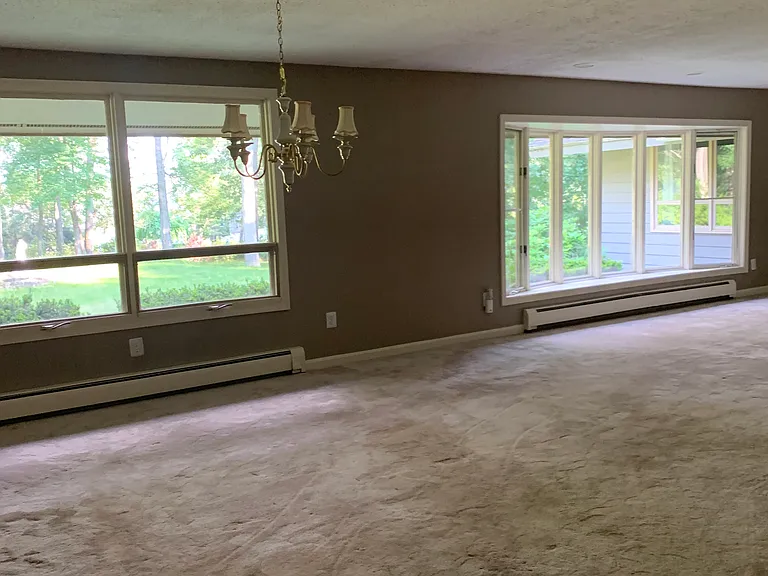 31 Woodvue Rd — Photo 9