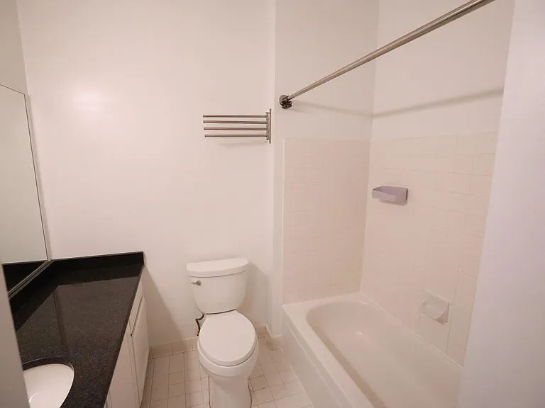2400 Clarendon Blvd #Penthouse 11 — Photo 50