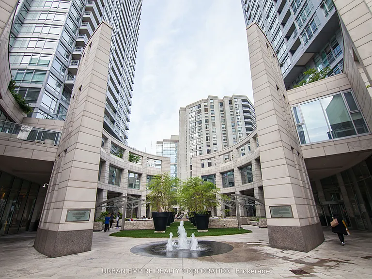 2181 Yonge St #1602 — Photo 25