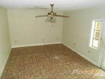 HUD 4725 Martin St.(4) Moss Point,MS