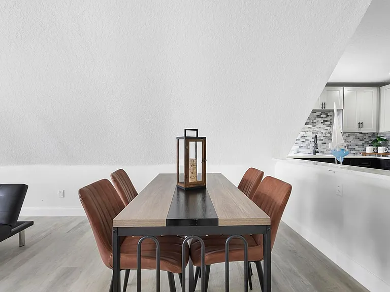 1824 Lake St #5 — Photo 7