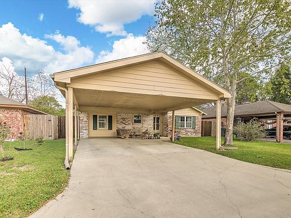 3rd image of 17003 Blairwood Dr