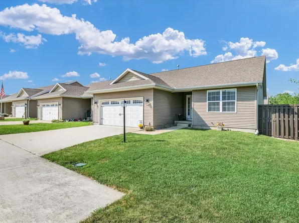 206 Medinah Ct, Fisher, IL 61843
