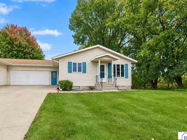 1327 S German St, New Ulm, MN 56073