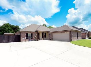 165 Derusso St, Houma, LA 70364