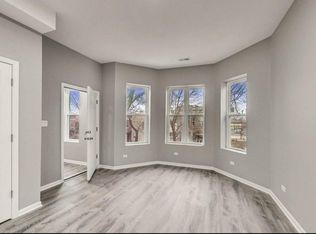 3426 W Walnut St #2, Chicago, IL 60624