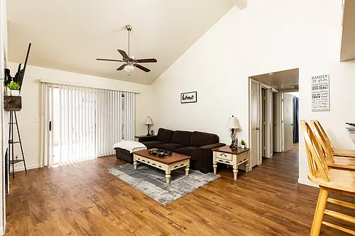 1111 W Summit Pl Photo 1