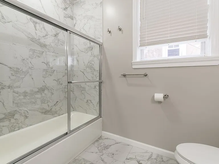 2827 W Girard Avenue — Photo 15