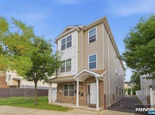 574 S 11th Street, Newark, NJ 07103