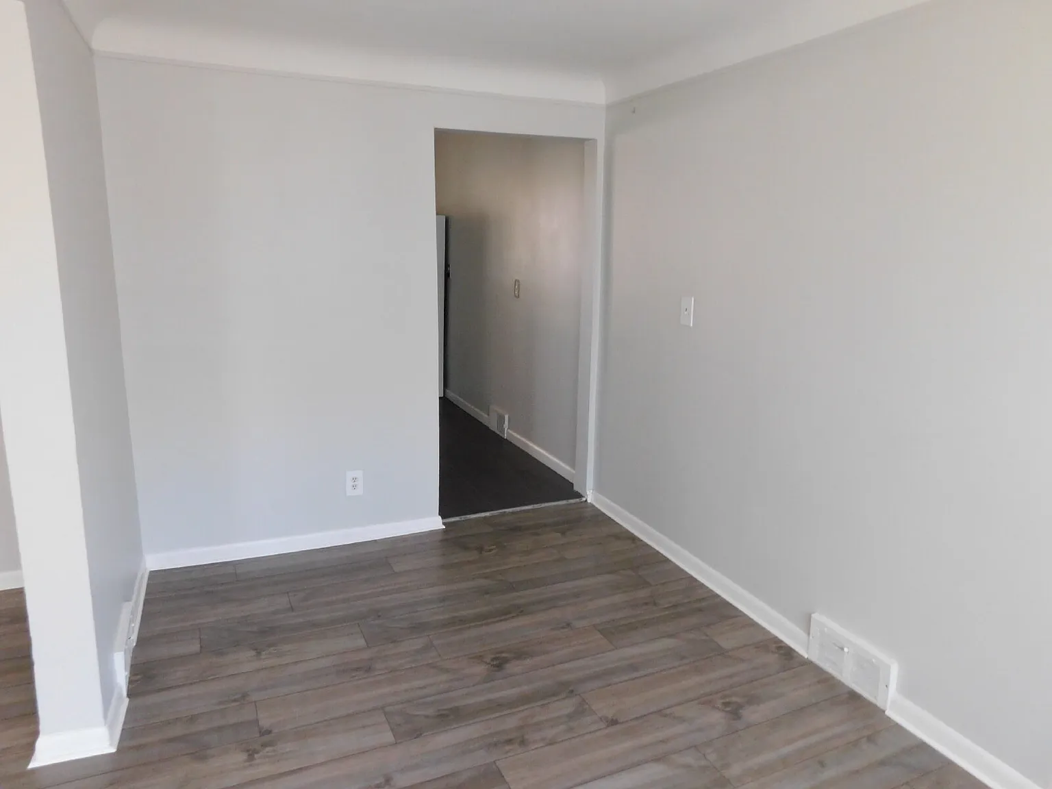 2 bed, 1.0 bath, 1000 sqft, $1,525 — Photo 4