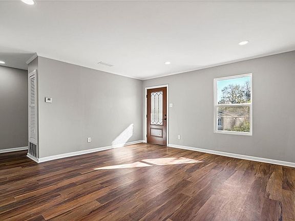 5th image of 8250 Berlington Rd