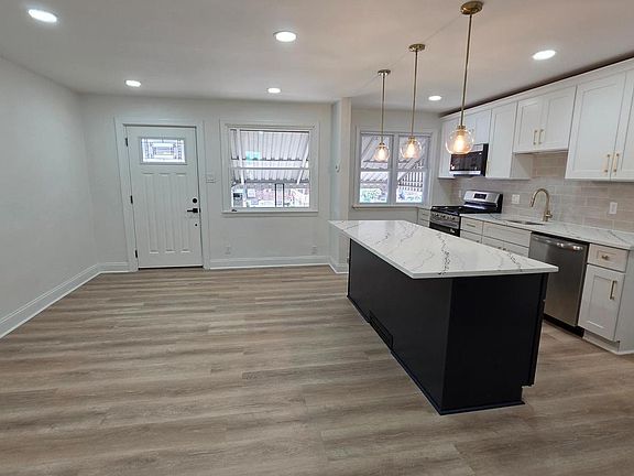 4th image of 5109 Erdrick St