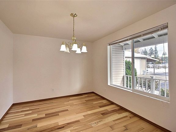 2nd image of 5309 328th Street Ct E