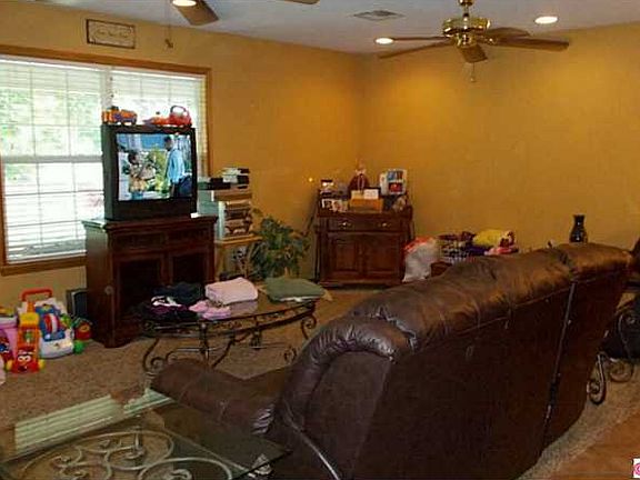 5th image of 2954 E St #530