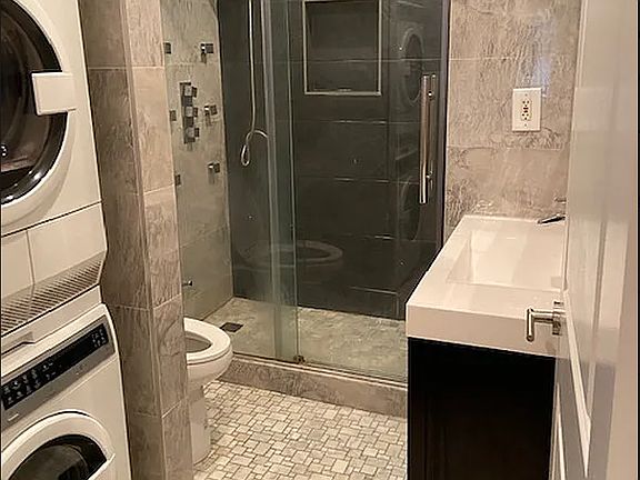4th image of 350 E 91st St APT 2