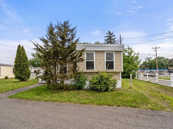 350 West St #5, Ludlow, MA 01056