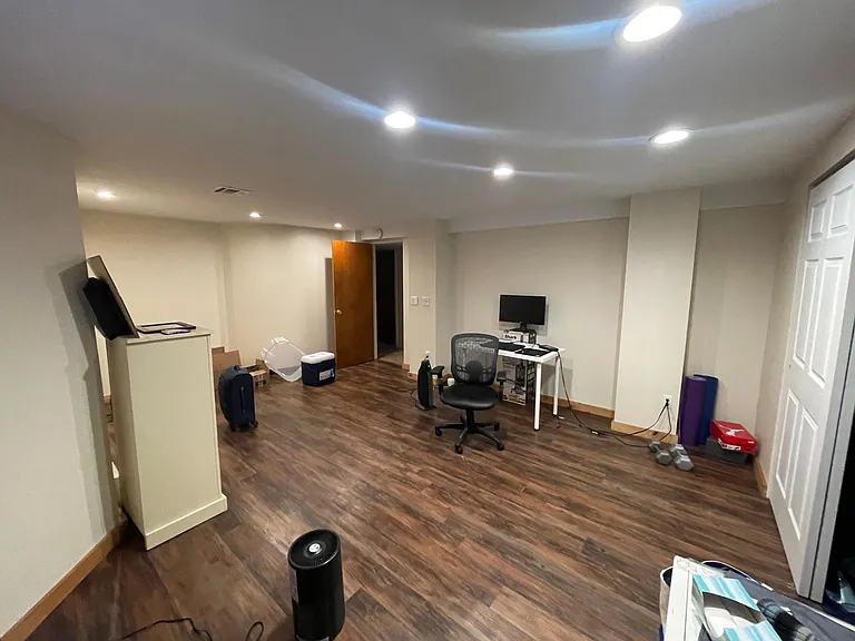 74 Dwight St #1 — Photo 33