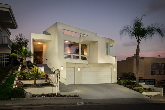 1st image of 2867 Fallbrook Ln