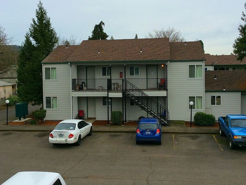 2nd image of 530 W Umpqua St APT 22