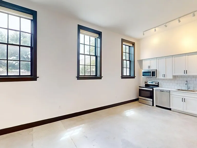 Thirty60 Lofts — Photo 66