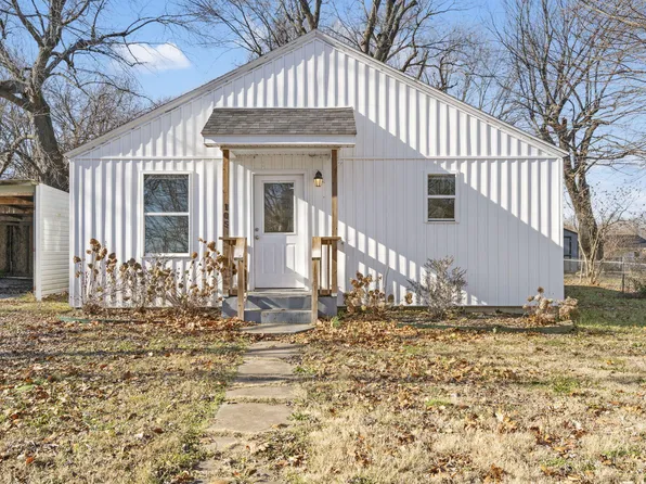 105 N Euclid Street, Marionville, MO 65705