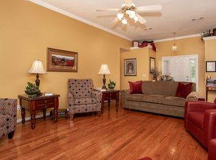 1960 S Fescue Ct, Fayetteville, AR 72701