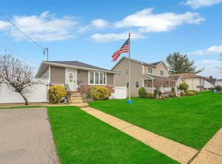 2644 Maple Ave, Bellmore, NY 11710