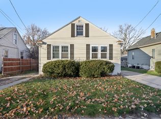 139 E Todd Ave, Woodstock, IL 60098