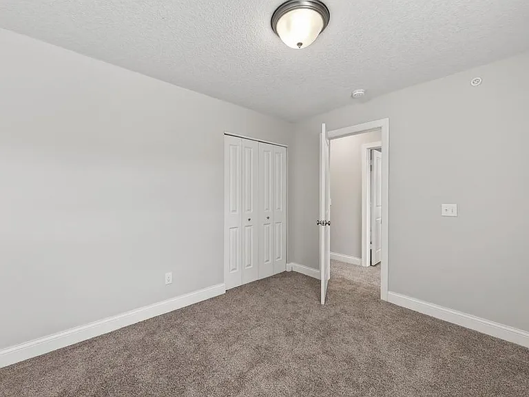 3201 Countryside Ct #B — Photo 26