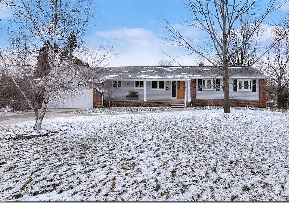 1st image of 24475 Penshurst Dr
