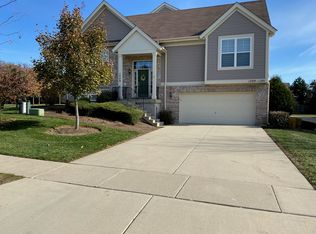 1209 Tuscany Dr, Streamwood, IL 60107