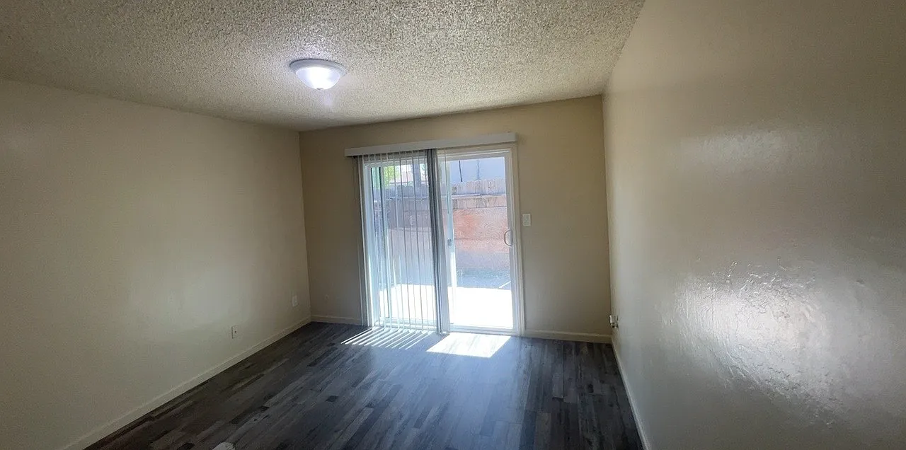 2 bed, $1,350 — Photo 4