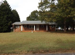 6970 Gra Lan Dr, Thomasville, NC 27360