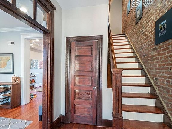 Entry area