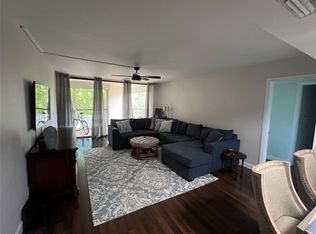 16475 Golf Club Rd #306, Weston, FL 33326