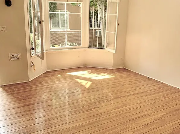 313 S Cochran Ave #1/4, Los Angeles, CA 90036